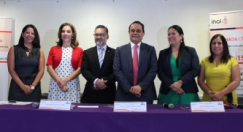 <a href="/comunicacionsocial/se-lleva-cabo-en-morelos-jornada-civica-por-la-utilidad-social-de-la-informacion">Se lleva a cabo en Morelos Jornada Cívica “Por la utilidad social de la Información”</a>