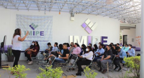 <a href="/comunicacionsocial/recibio-ayuntamiento-de-tepoztlan-capacitacion-sobre-proteccion-de-datos">RECIBIÓ AYUNTAMIENTO DE TEPOZTLÁN CAPACITACIÓN SOBRE PROTECCIÓN DE DATOS PERSONALES</a>