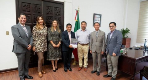 <a href="/comunicacionsocial/dispuesto-gobierno-del-estado-conjuntar-esfuerzos-con-el-imipe-en-transparencia-y">DISPUESTO GOBIERNO DEL ESTADO A CONJUNTAR ESFUERZOS CON EL IMIPE EN TRANSPARENCIA Y RENDICIÓN DE CUENTAS</a>