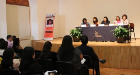 <a href="/comunicacionsocial/presenta-el-imipe-el-libro-violencia-politica-contra-las-mujeres-con-la-presencia">Presenta el IMIPE el libro “Violencia política contra las mujeres”, con la presencia de sus autoras Gabriela Vargas y Silvia Palazuelos</a>