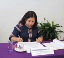 Comisionada Dora Ivonne Rosales Sotelo